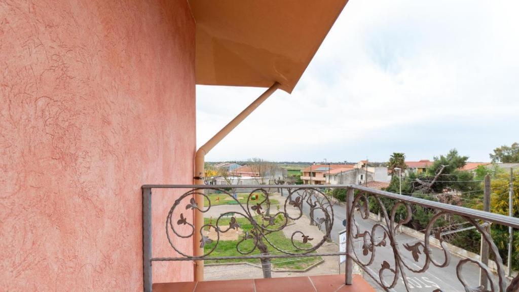 La Ginestra Apartment Cabras Ngoại thất bức ảnh